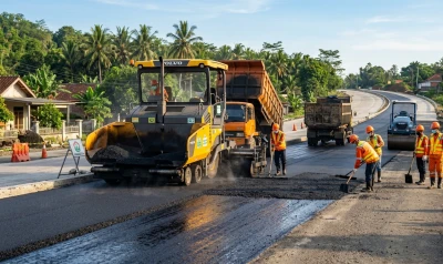 proses pengaspalan jalan dengan menggunakan aspal cair