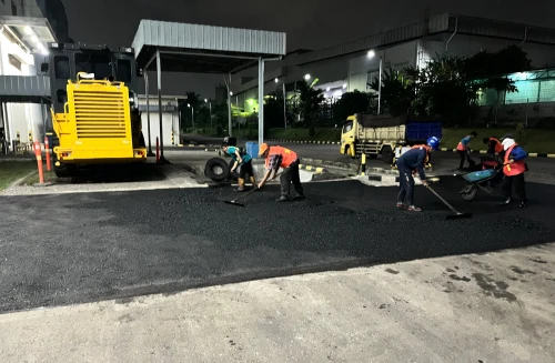 jasa pengaspalan bisa dilakukan malam hari agar lebih efektif